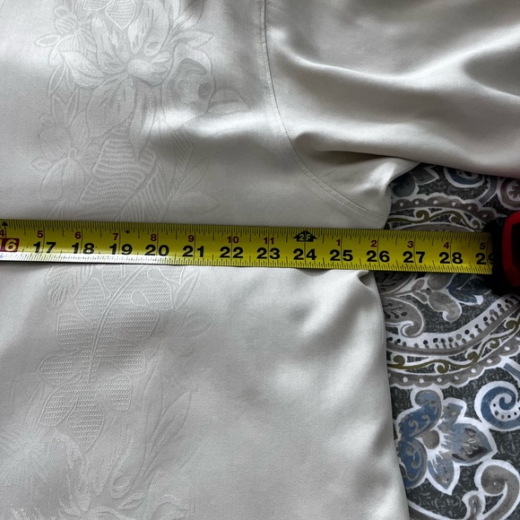 TOMMY BAHAMA XXL 100% Silk Button Up Shirt Floral Damask Prt Ivory Short Sleeve - Picture 7 of 11